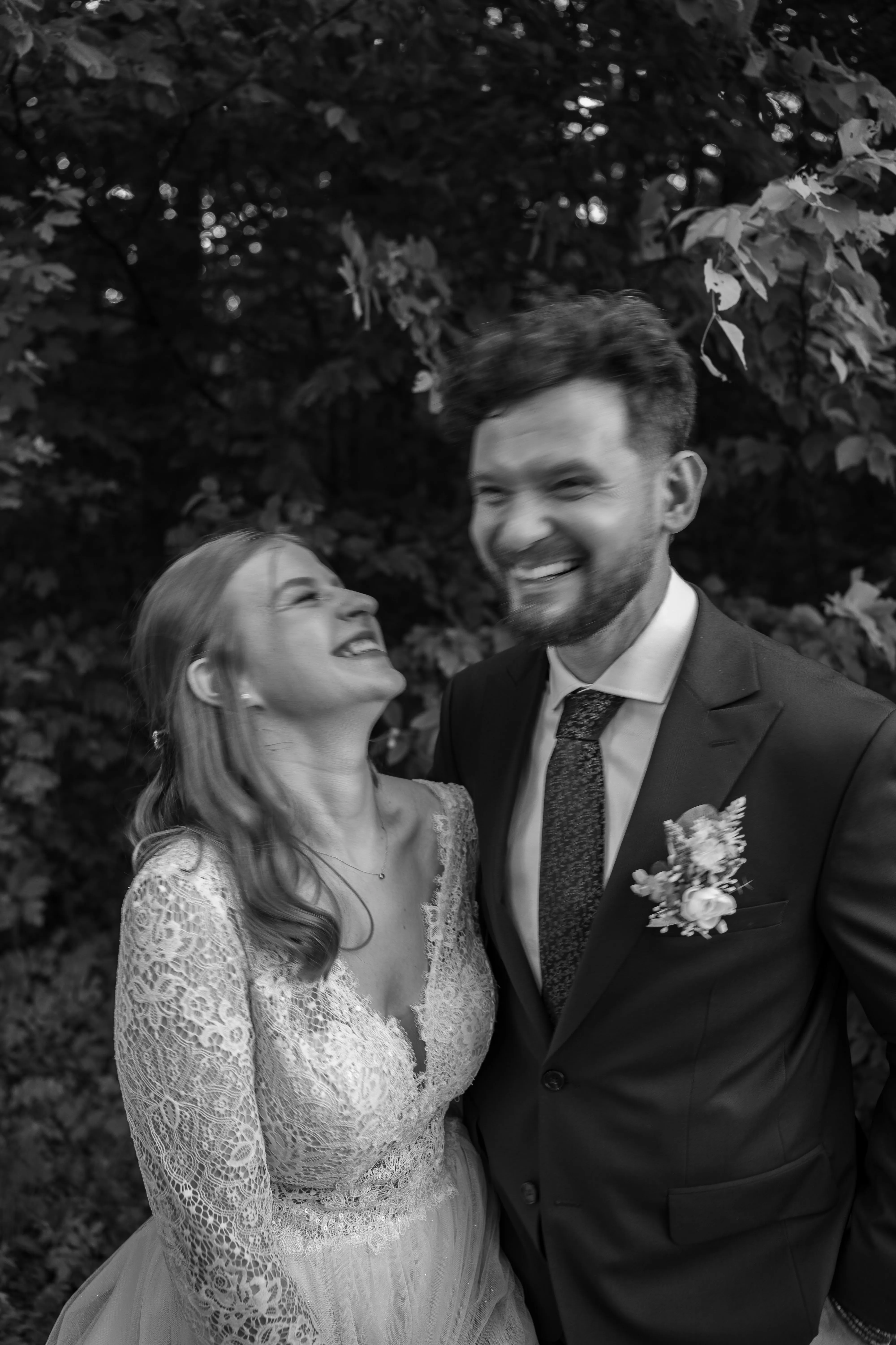 Čiernobiely detail dvojice