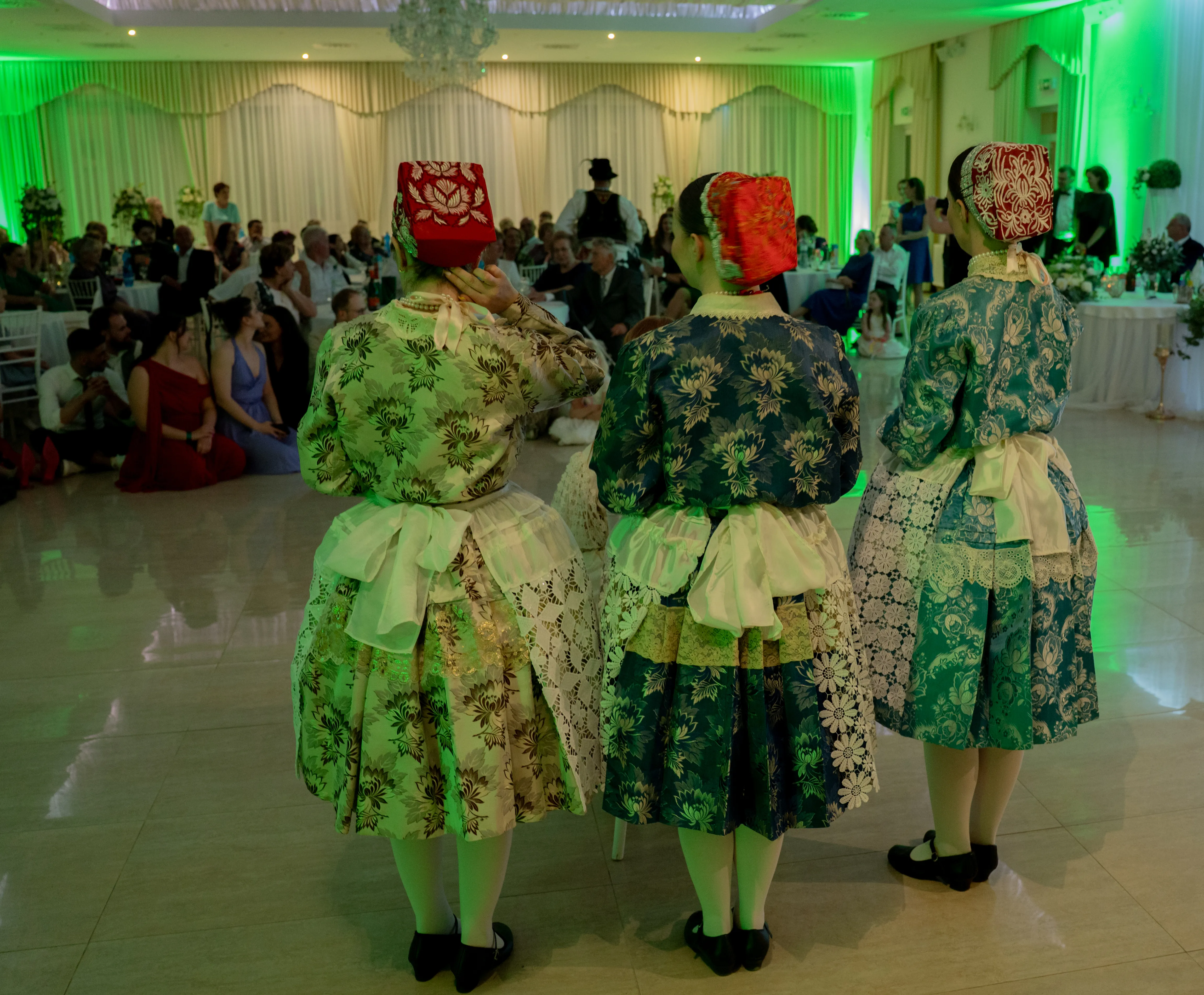 Svadobné fotenie s ľudovou tradíciou