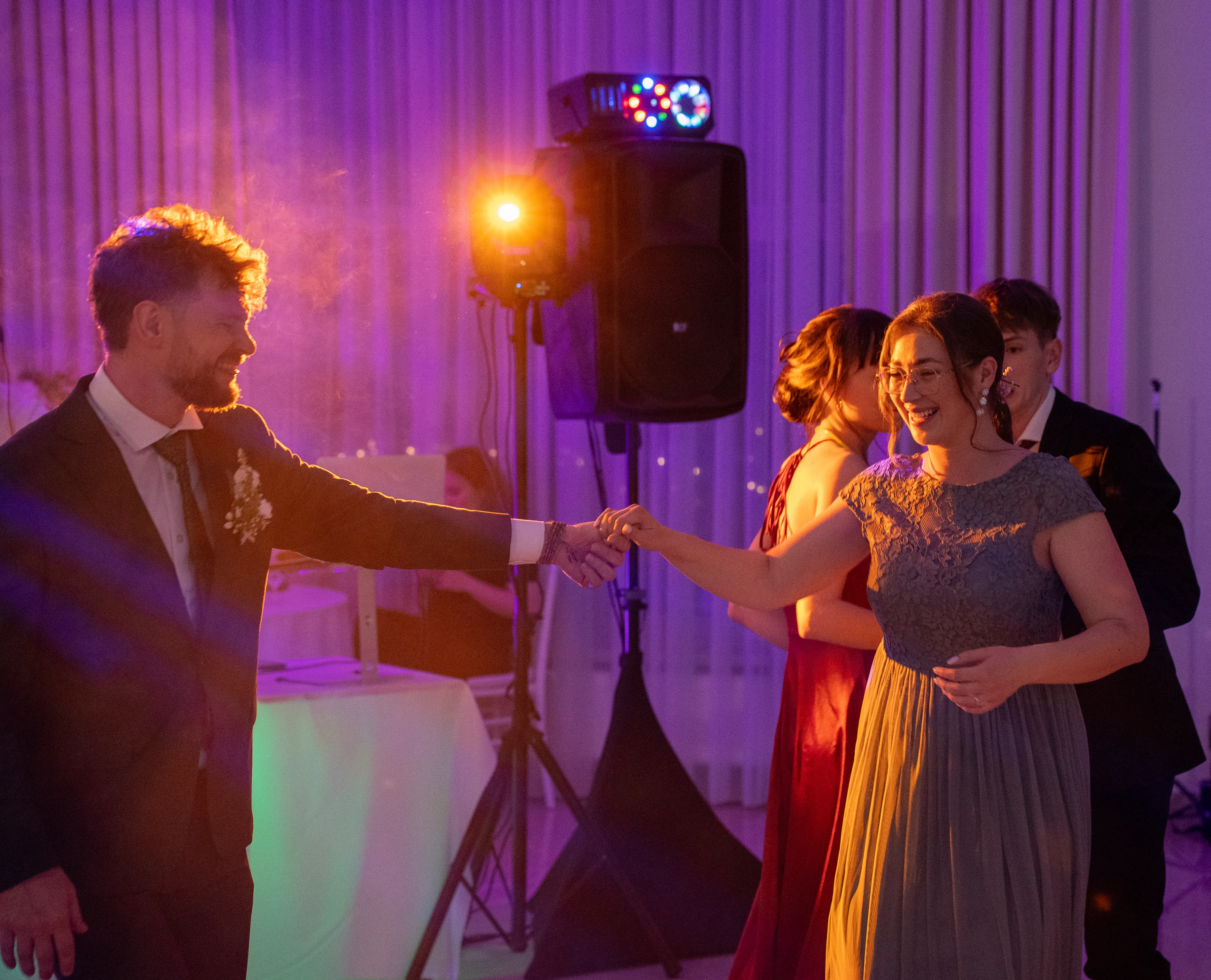 Večerná svadobná zábava